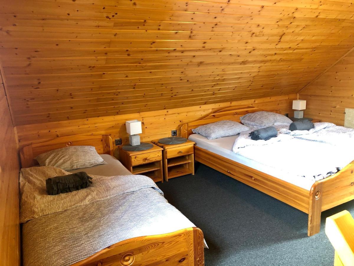 Holiday Cottage Krishtan 포드체트르테크 외부 사진